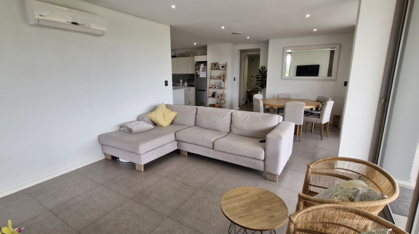 Luxury Coastal Lifestyle Apartment Property Images