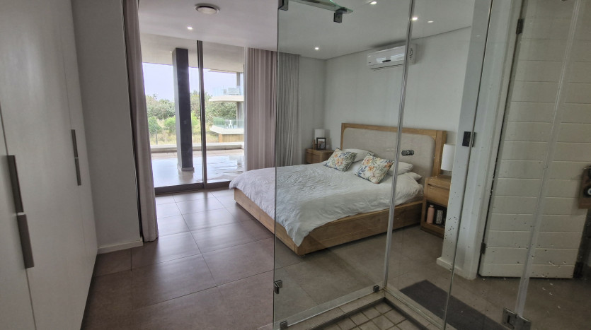 Luxury Coastal Lifestyle Apartment Property Images