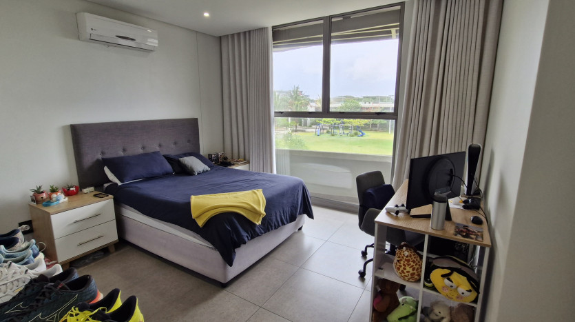 Luxury Coastal Lifestyle Apartment Property Images
