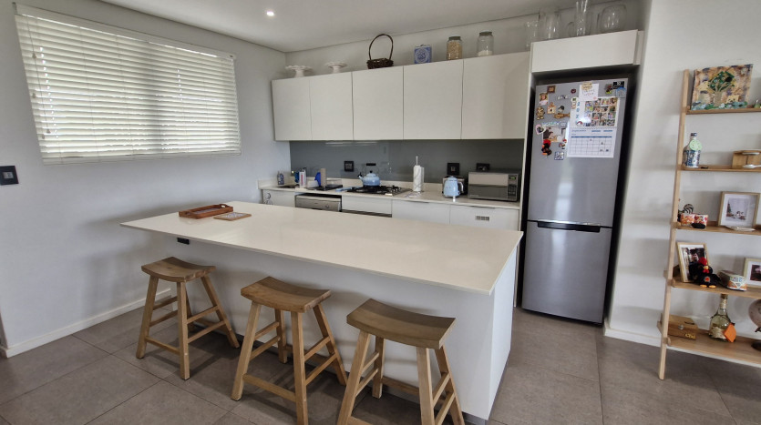 Luxury Coastal Lifestyle Apartment Property Images