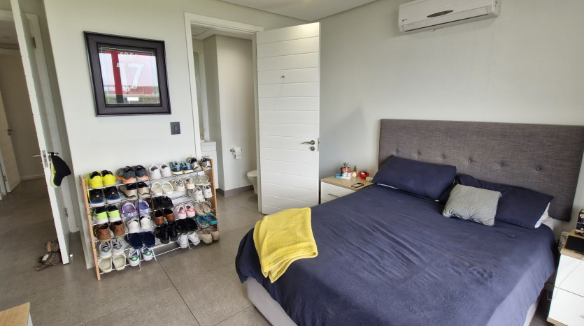 Luxury Coastal Lifestyle Apartment Property Images