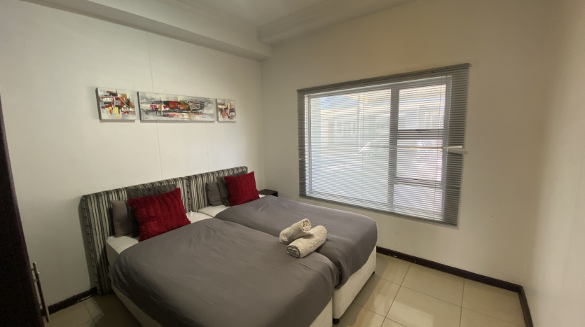 Established Apartment in Umhlanga New Town Centre Property Images