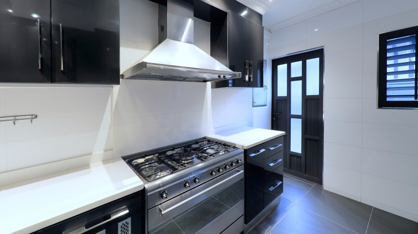 Modern Luxury Home Umhlanga Property Images