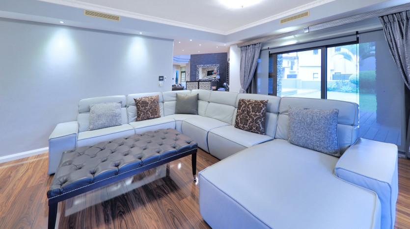 Modern Luxury Home Umhlanga Property Images