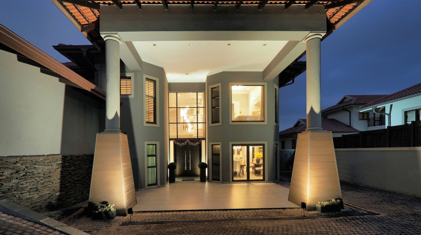 Modern Luxury Home Umhlanga Property Images