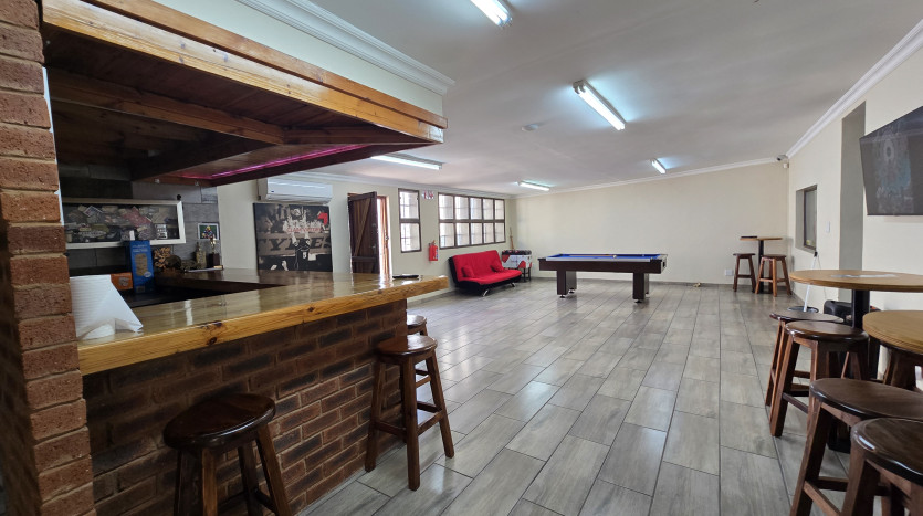 Corner Property with Offices & Storage Property Images