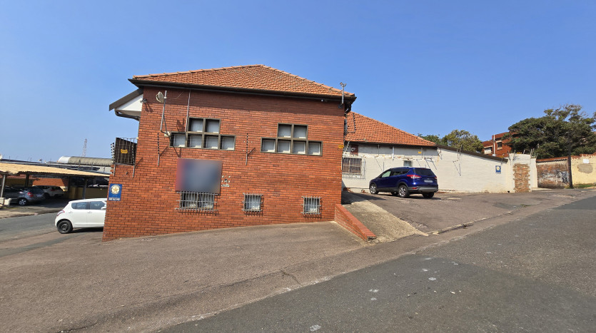 Corner Property with Offices & Storage Property Images