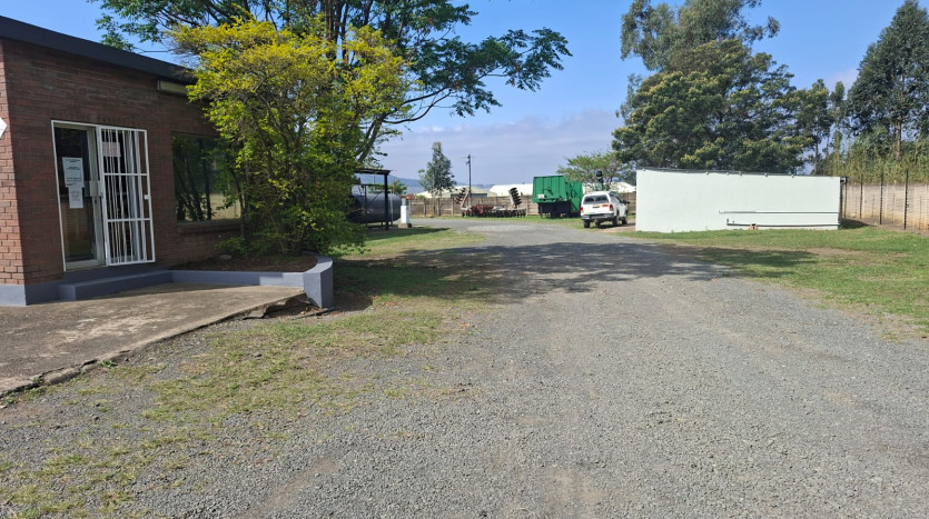 Corner- Positioned Warehouse In Vryheid Property Images
