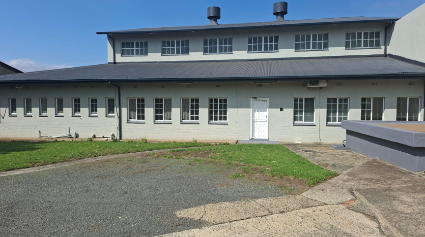 Corner Warehouse in Vryheid Property Images