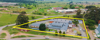 Corner- Positioned Warehouse In Vryheid
