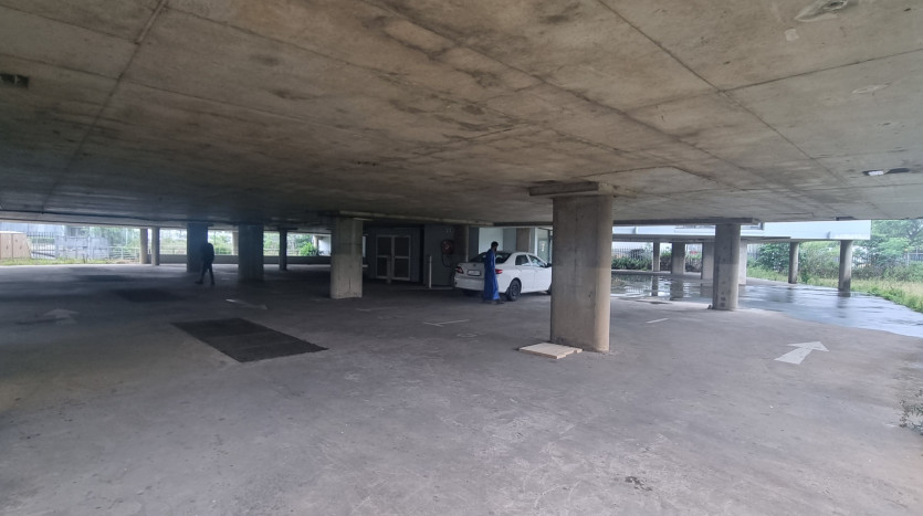 Office Block Within Riverhorse Valley Property Images