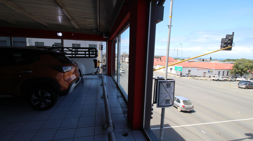 Prime Commercial Property – High Visibility Corner Location Property Images