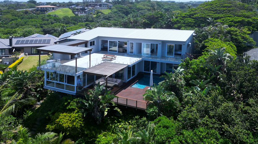 Luxury Coastal Home Overlooking Indian Ocean Property Images