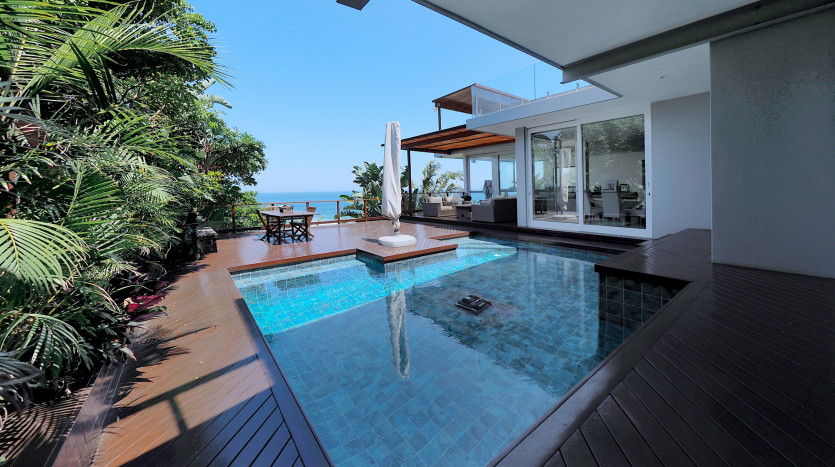 Luxury Coastal Home Overlooking Indian Ocean Property Images