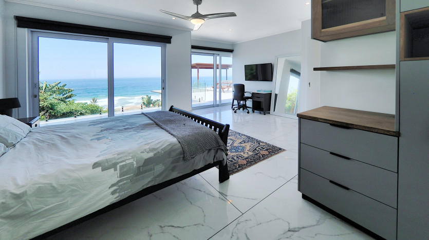 Luxury Coastal Home Overlooking Indian Ocean Property Images