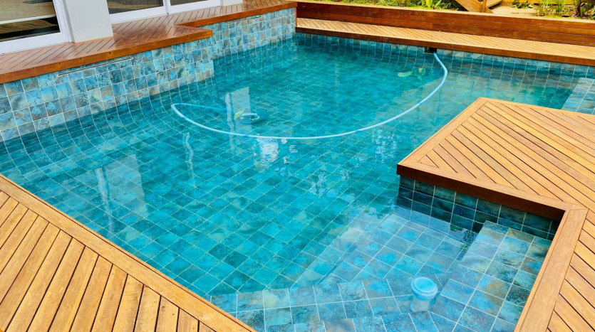 Luxury Coastal Home Overlooking Indian Ocean Property Images