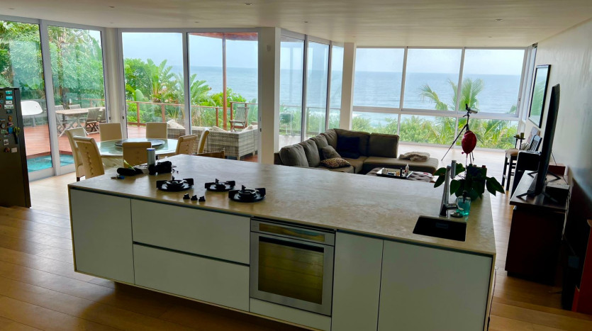 Luxury Coastal Home Overlooking Indian Ocean Property Images