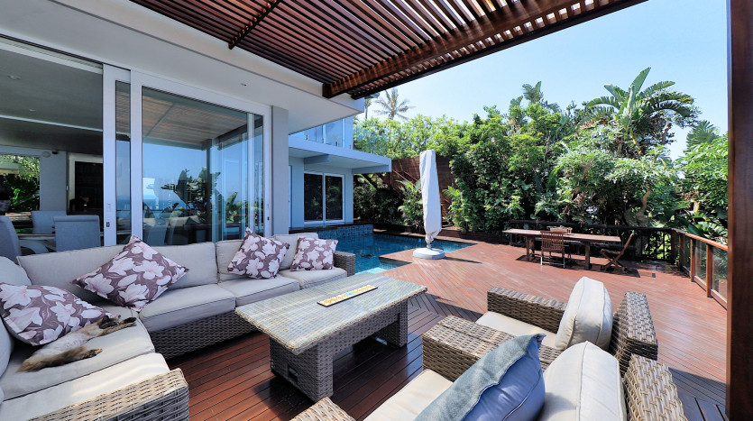 Luxury Coastal Home Overlooking Indian Ocean Property Images