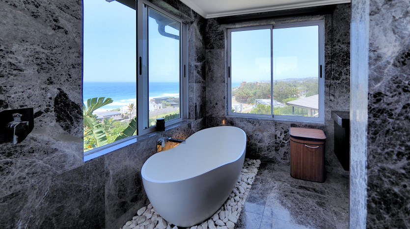 Luxury Coastal Home Overlooking Indian Ocean Property Images