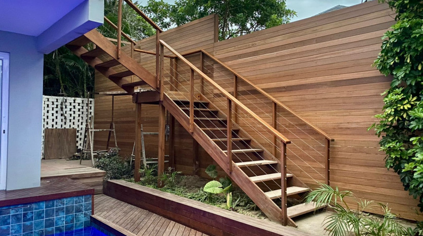 Luxury Coastal Home Overlooking Indian Ocean Property Images