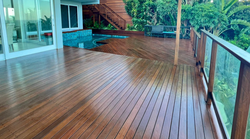 Luxury Coastal Home Overlooking Indian Ocean Property Images