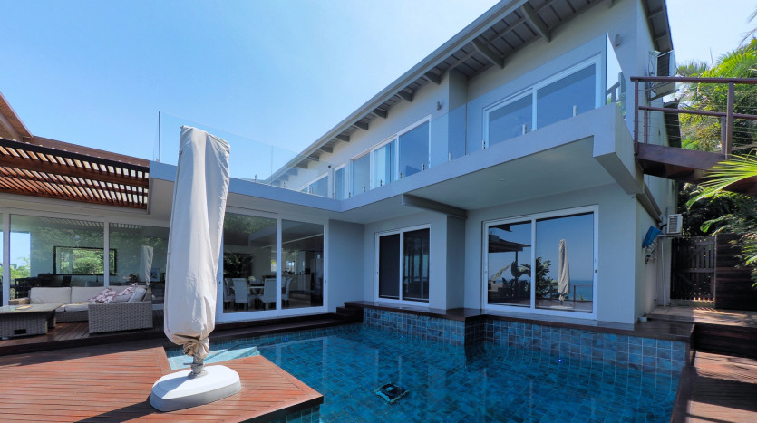 Luxury Coastal Home Overlooking Indian Ocean Property Images