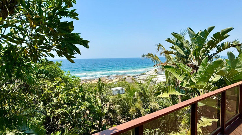 Luxury Coastal Home Overlooking Indian Ocean Property Images