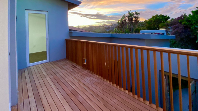 Luxury Coastal Home Overlooking Indian Ocean Property Images