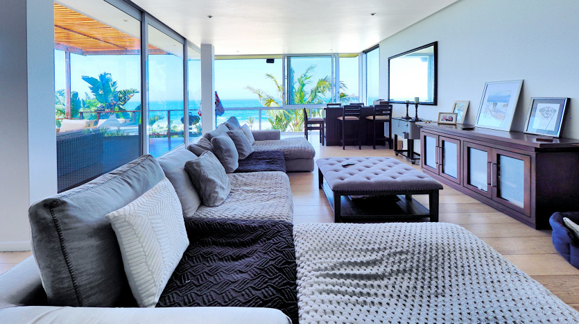 Luxury Coastal Home Overlooking Indian Ocean Property Images