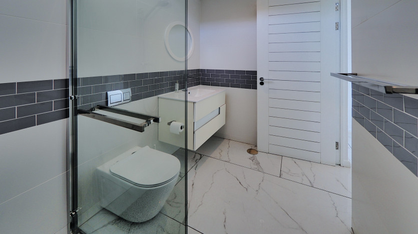 Luxury Coastal Home Overlooking Indian Ocean Property Images