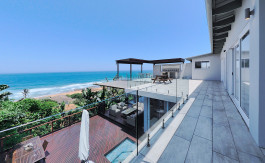 Luxury Coastal Home Overlooking Indian Ocean