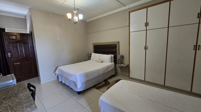 Prominent Wentworth Hotel Property Images