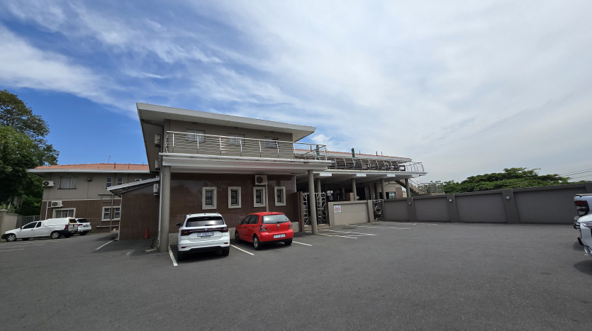 Prominent Wentworth Hotel Property Images