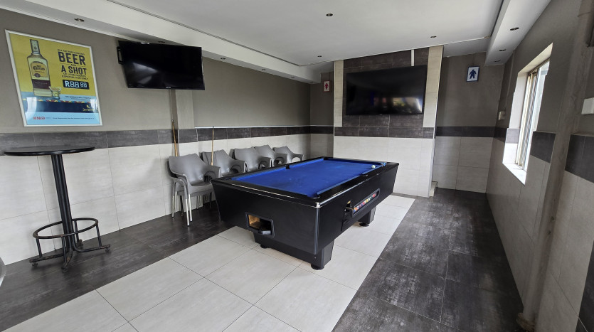 Prominent Wentworth Hotel Property Images