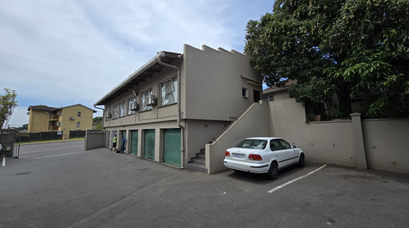 Prominent Wentworth Hotel Property Images