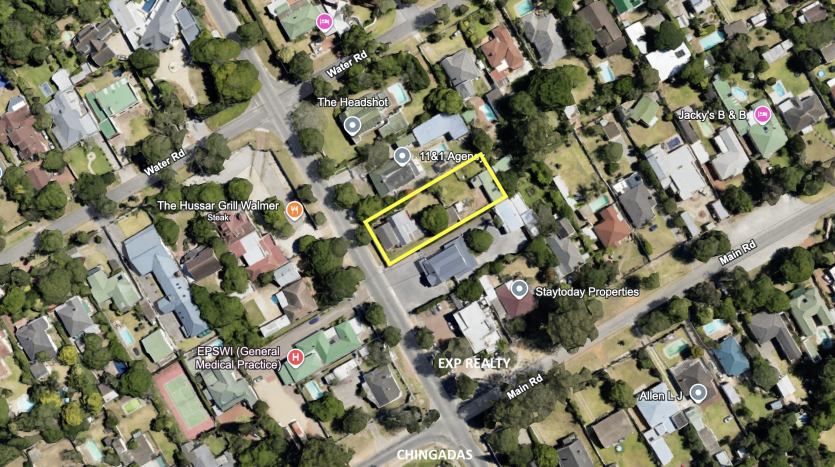 DECEASED ESTATE: High-Exposure Property with Redevelopment Potential Property Images