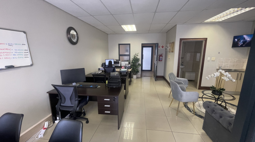 Mixed-Use Investment Property In Umhlanga Property Images