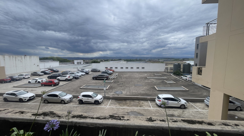 Mixed-Use Investment Property In Umhlanga Property Images