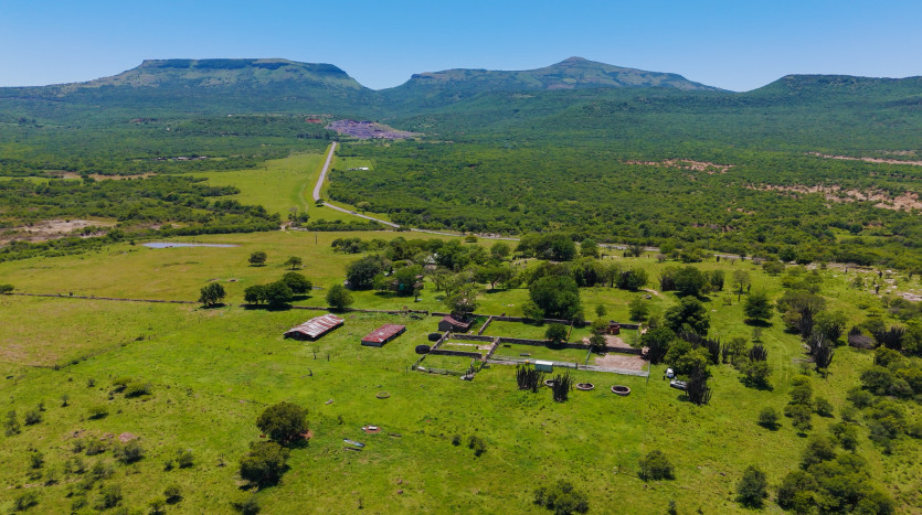 Mixed Use Beef and Game Farm Property Images