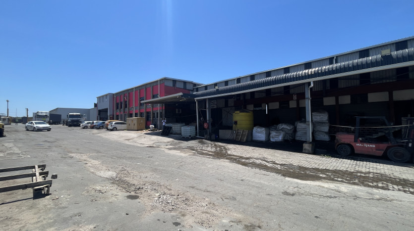 Large Logistics Hub near Durban Port Property Images