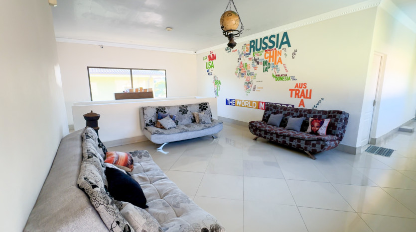 13 Room Self Catering Hospitality Property in Glenashley Property Images