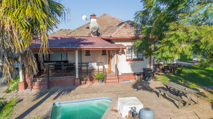 Re-Development Property In Pinetown CBD Property Images