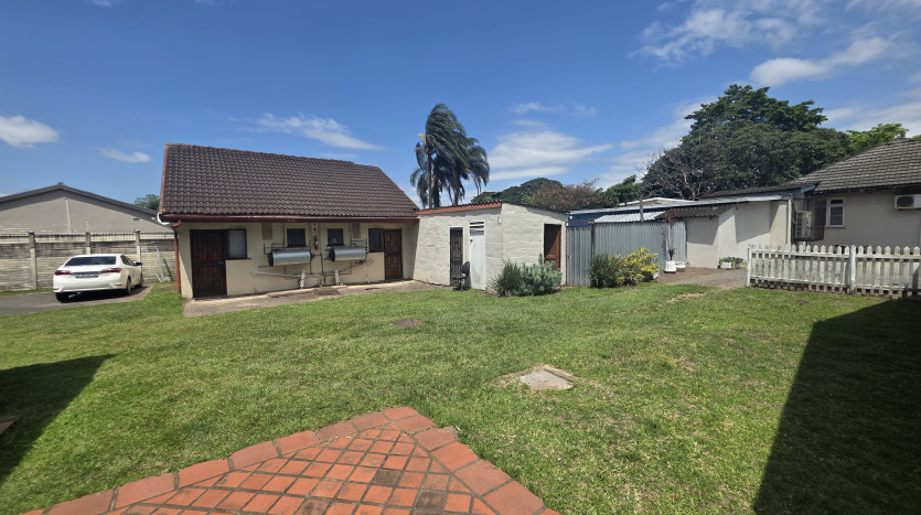Re-Development Property In Pinetown CBD Property Images