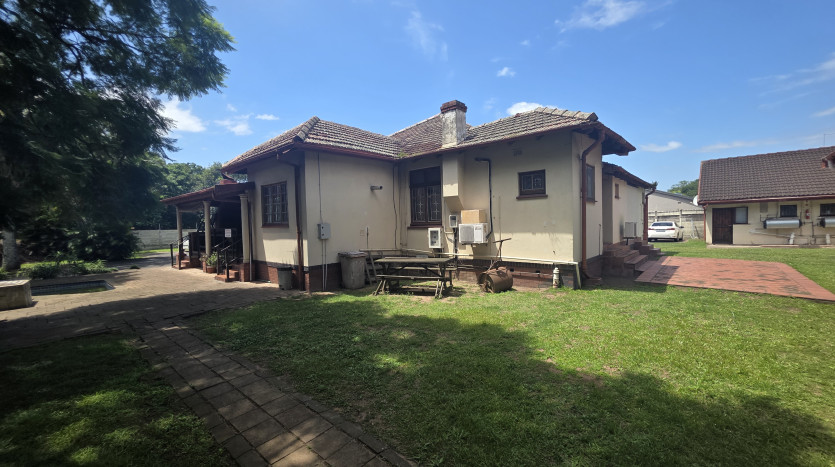 Re-Development Property In Pinetown CBD Property Images