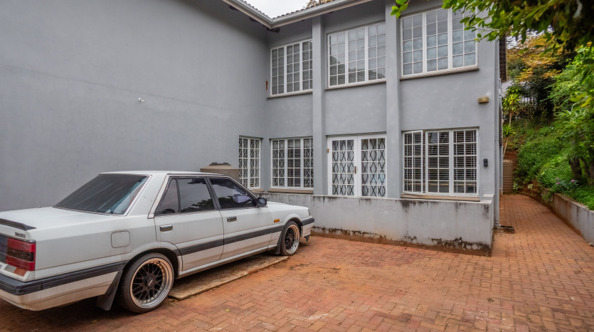 Large Family Home Durban North Property Images