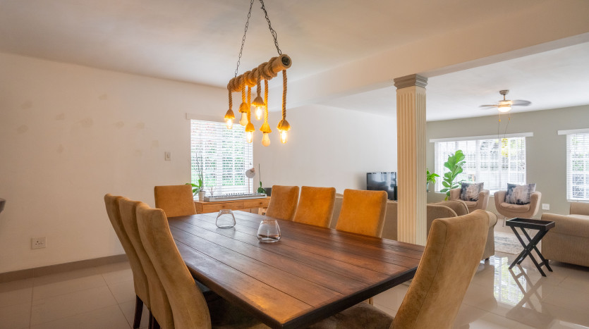 Large Family Home Durban North Property Images