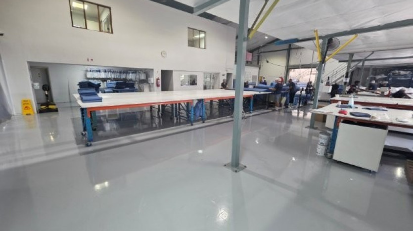 Income Generating Warehouse Facilities In Prime Industrial Area Property Images