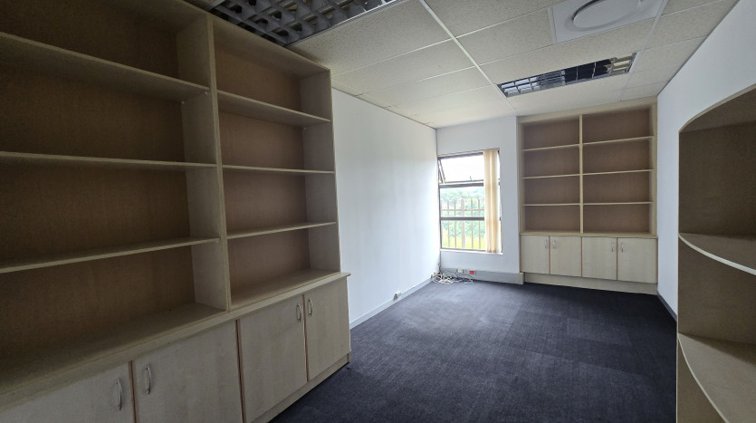 OPENING BID: R1 MILLION - A-Grade Office Space in Westville Property Images