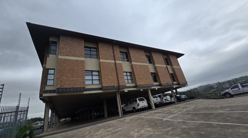 OPENING BID: R1 MILLION - A-Grade Office Space in Westville Property Images