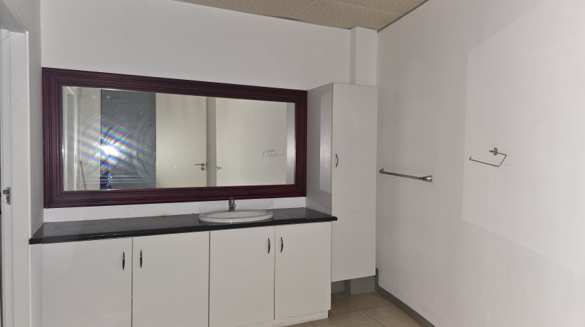 OPENING BID: R1 MILLION - A-Grade Office Space in Westville Property Images